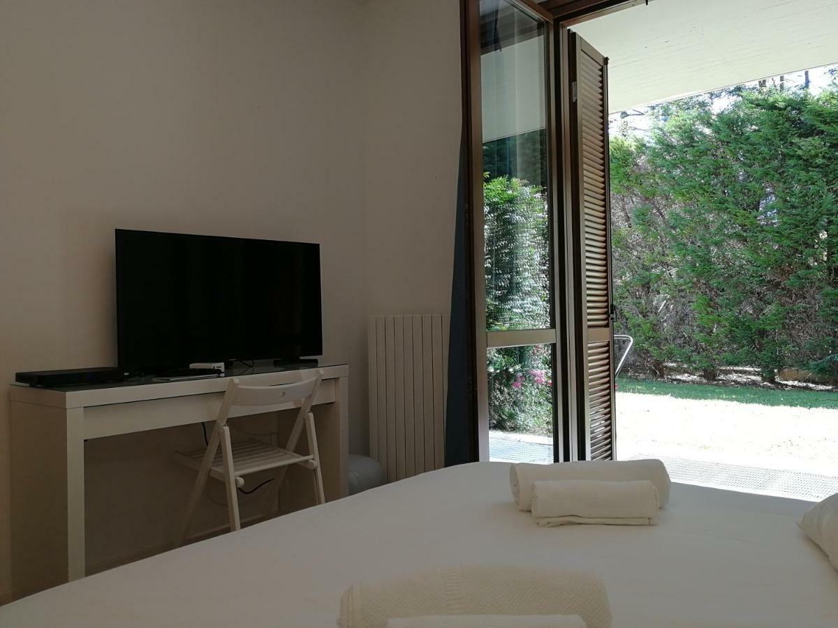 Monticello Golf Townhouse Apartment Cassina Rizzardi Екстериор снимка